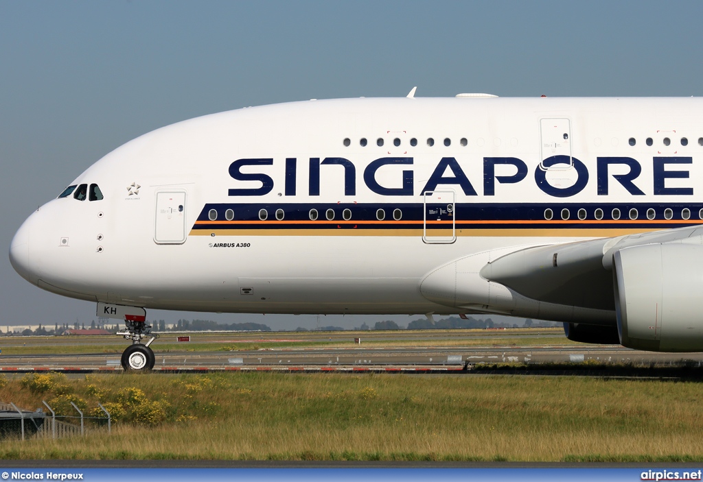 9V-SKH, Airbus A380-800, Singapore Airlines
