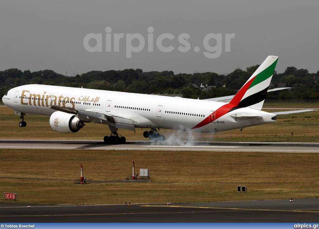 A6-ECB, Boeing 777-300ER, Emirates