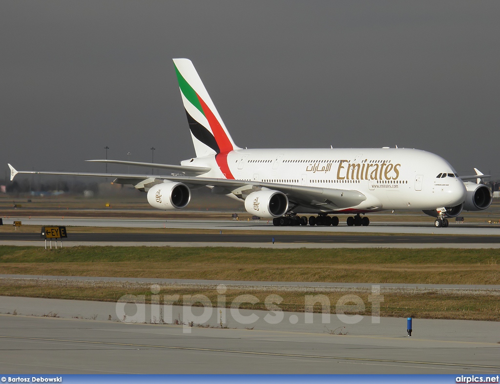 A6-EDM, Airbus A380-800, Emirates