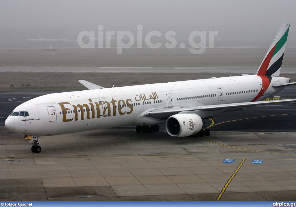A6-EMM, Boeing 777-300, Emirates