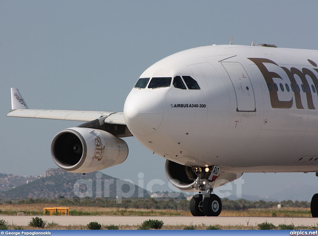 A6-ERO, Airbus A340-300, Emirates
