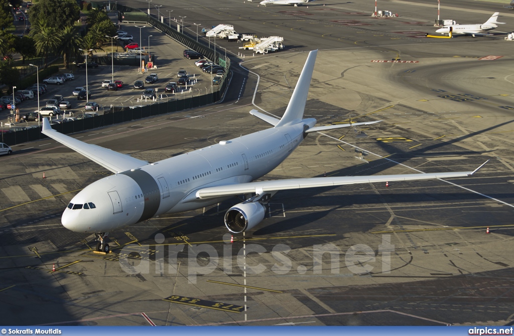 A7-HHM, Airbus A330-200, Qatar Amiri Flight
