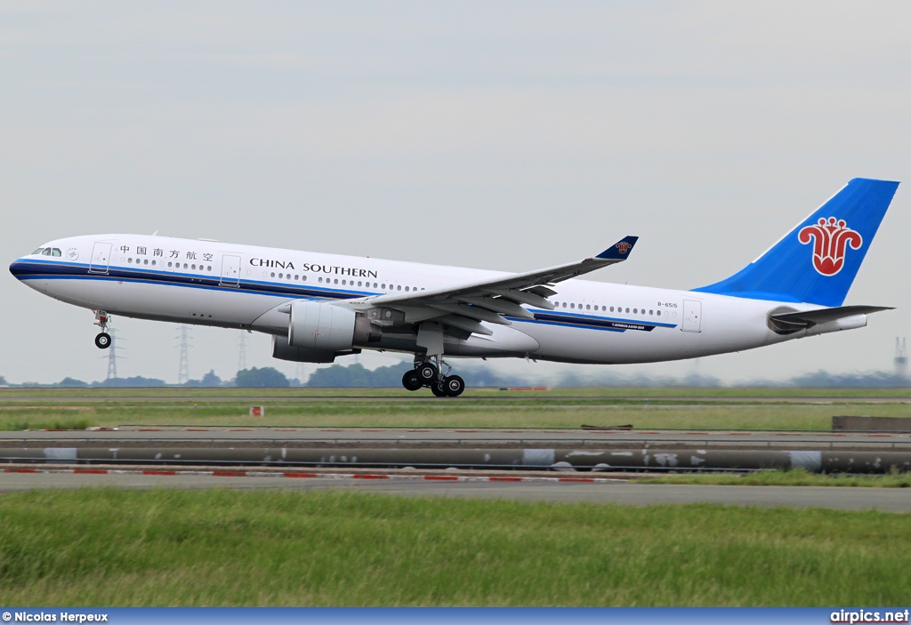 B-6515, Airbus A330-200, China Southern Airlines