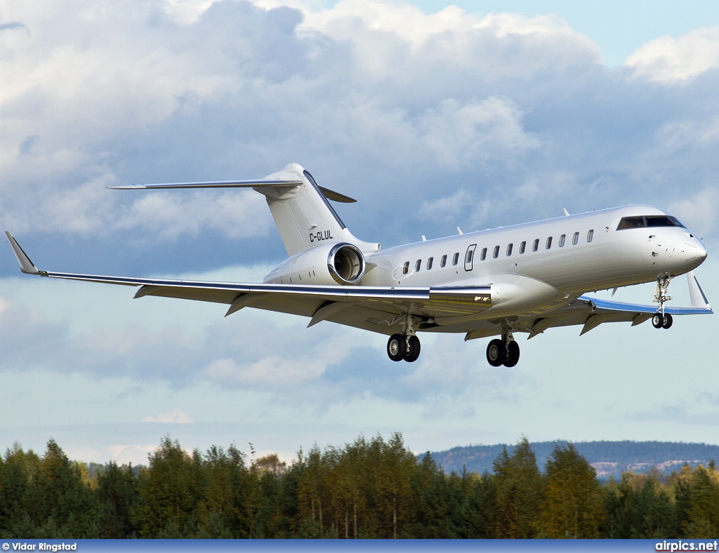 C-GLUL, Bombardier Global Express, Private