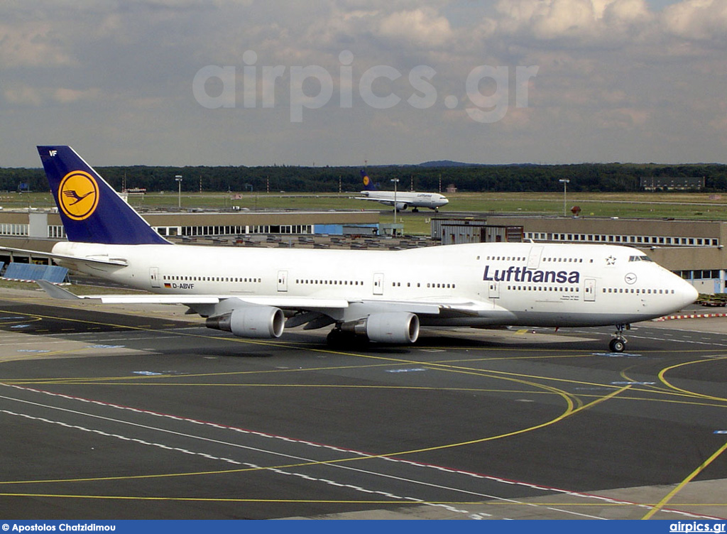 D-ABVF, Boeing 747-400, Lufthansa