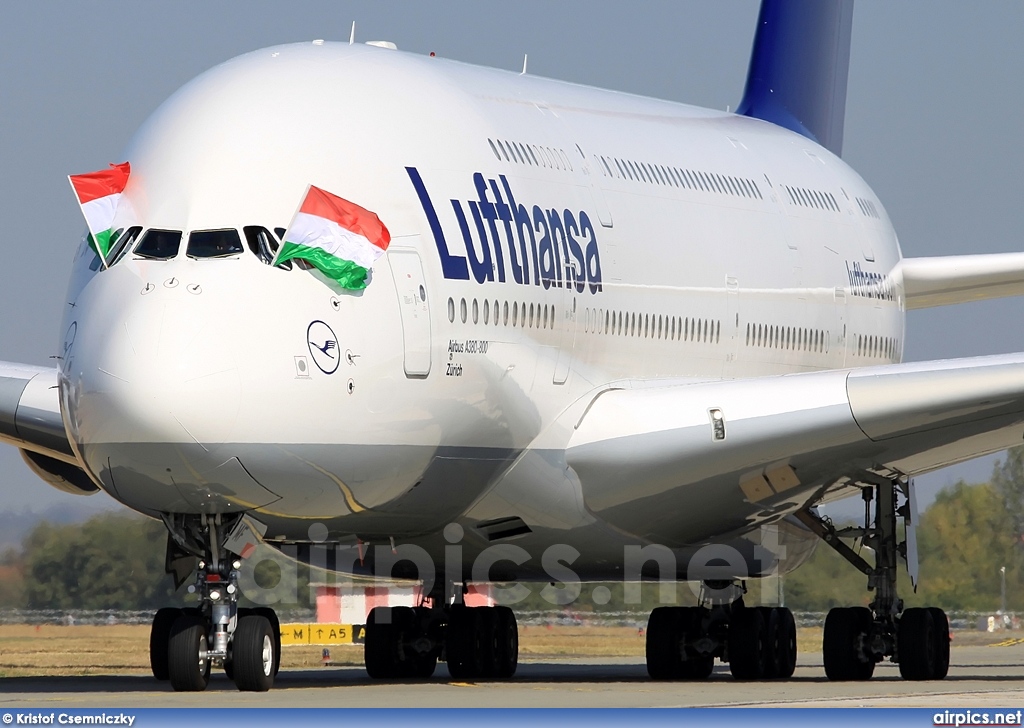 D-AIMF, Airbus A380-800, Lufthansa