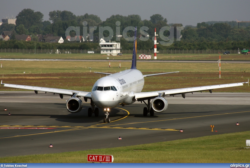 D-AIRS, Airbus A321-100, Lufthansa