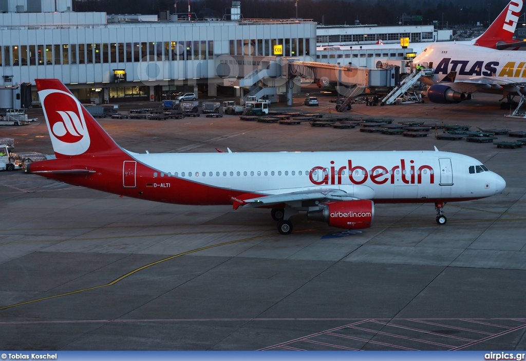D-ALTI, Airbus A320-200, Air Berlin