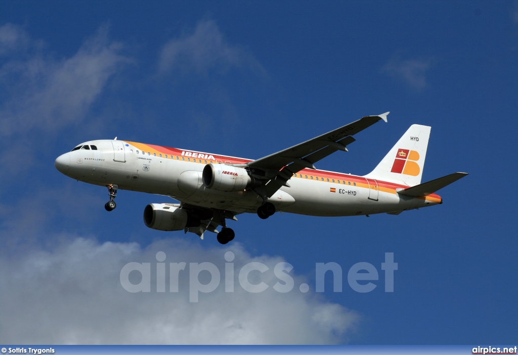 EC-HYD, Airbus A320-200, Iberia