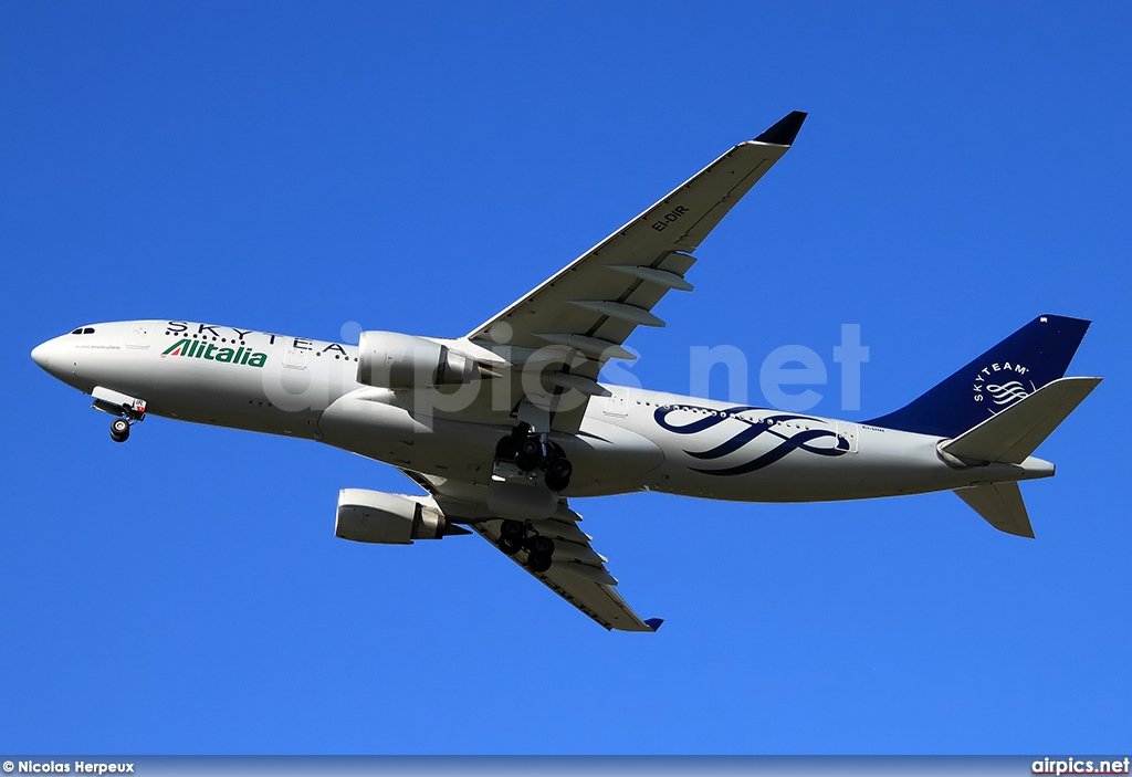 EI-DIR, Airbus A330-200, Alitalia