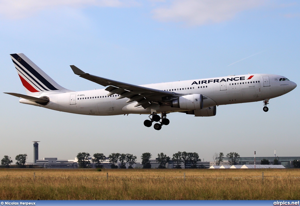 F-GZCL, Airbus A330-200, Air France