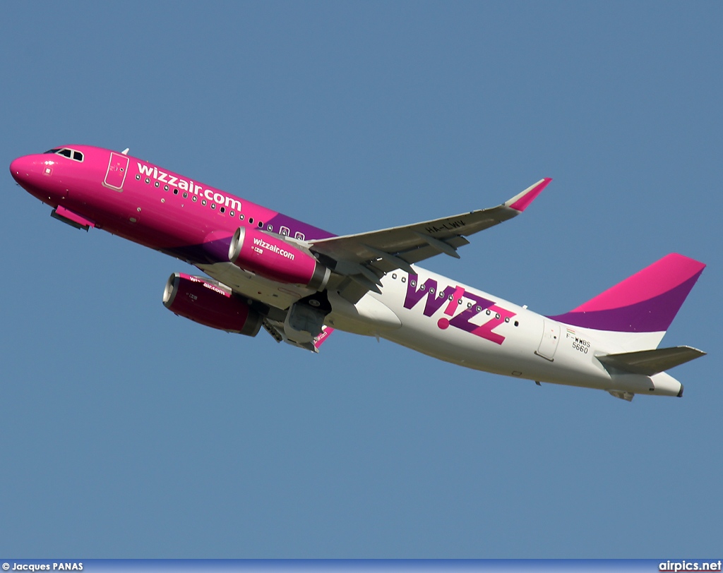 F-WWBS, Airbus A320-200, Wizz Air