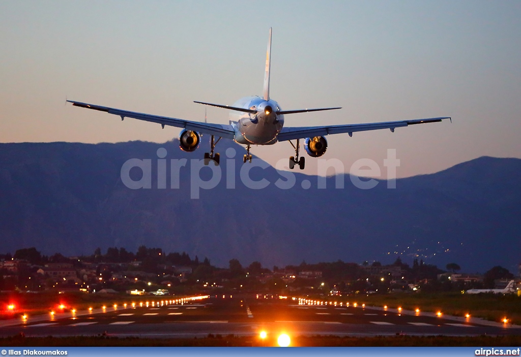 G-TCAD, Airbus A320-200, Thomas Cook Airlines