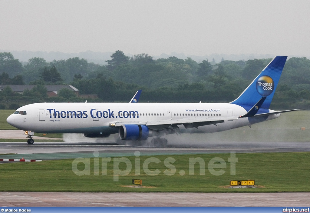 G-TCCB, Boeing 767-300ER, Thomas Cook Airlines