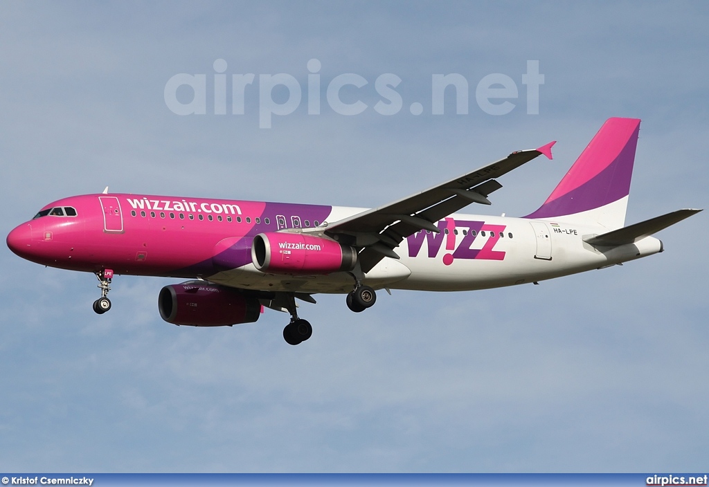 HA-LPE, Airbus A320-200, Wizz Air