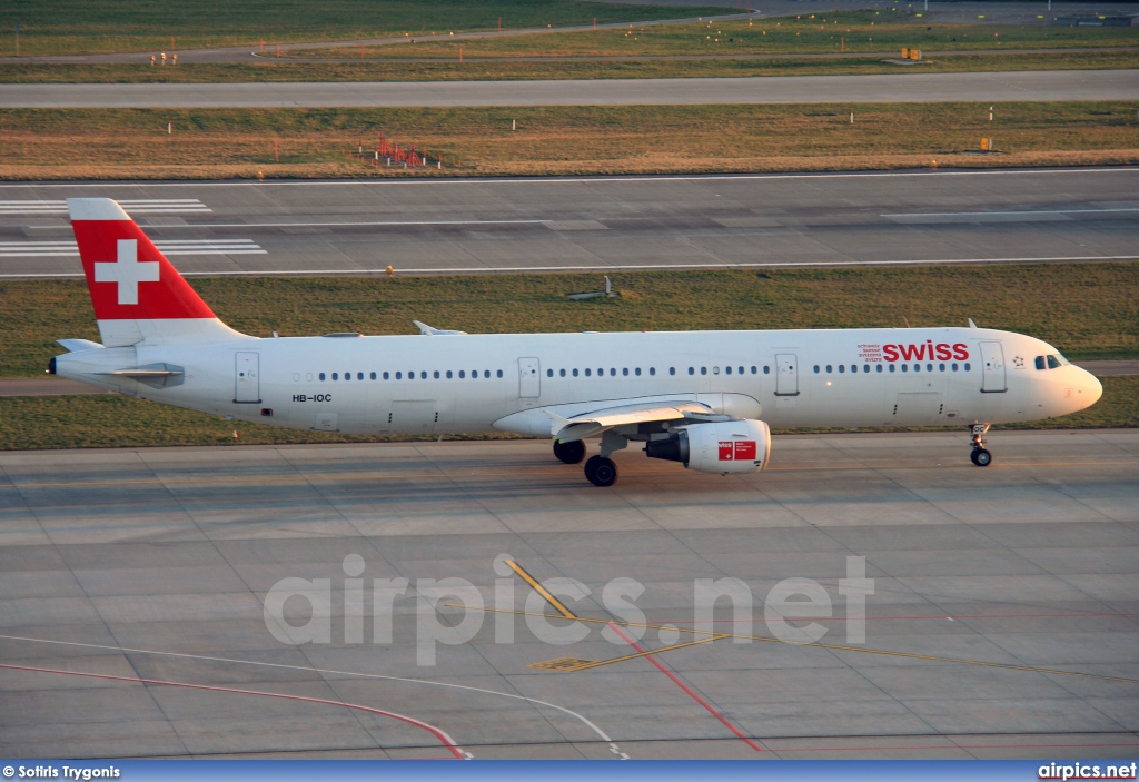HB-IOC, Airbus A321-100, Swiss International Air Lines