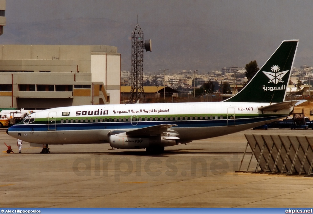 HZ-AGR, Boeing 737-200Adv, Saudia