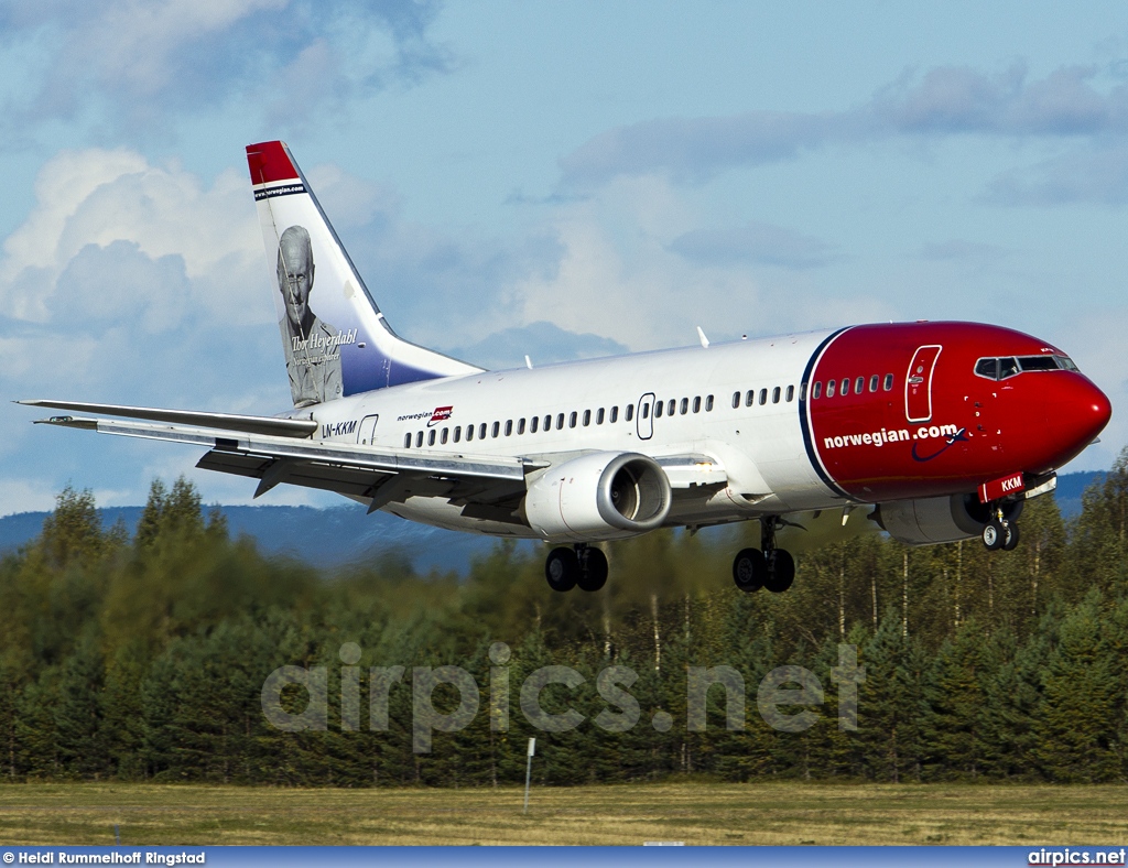 LN-KKM, Boeing 737-300, Norwegian Air Shuttle