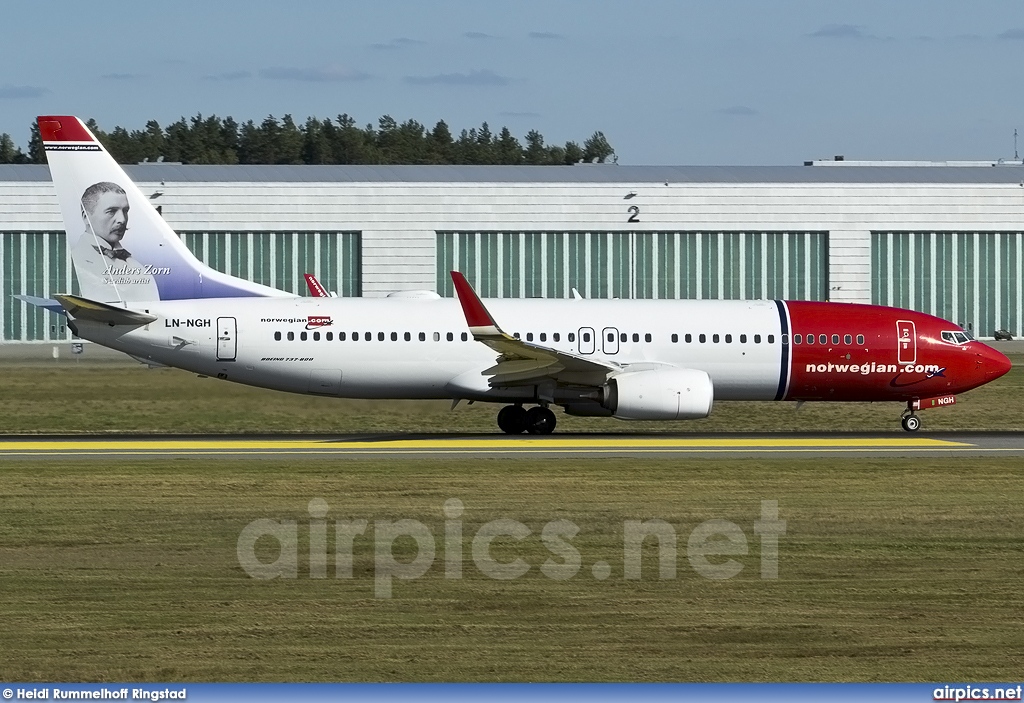LN-NGH, Boeing 737-800, Norwegian Air Shuttle