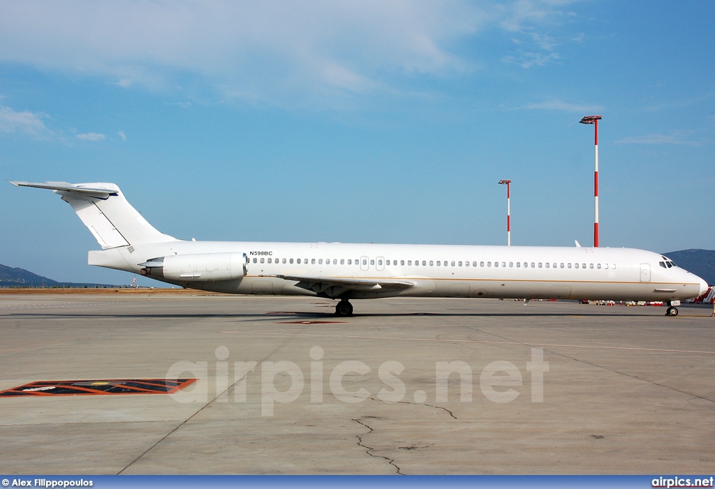 N598BC, McDonnell Douglas MD-82, Untitled