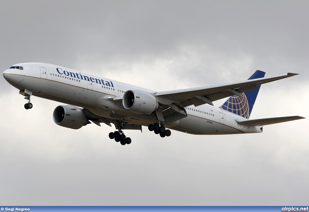 N78005, Boeing 777-200ER, Continental Airlines