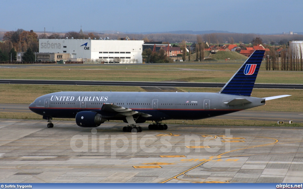 N792UA, Boeing 777-200ER, United Airlines