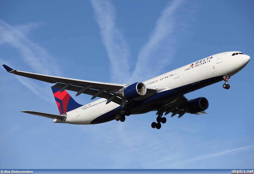 N814NW, Airbus A330-300, Delta Air Lines