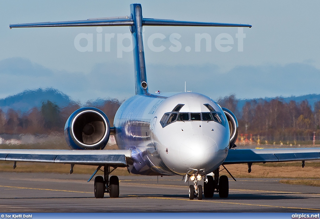 OH-BLM, Boeing 717-200, Blue1