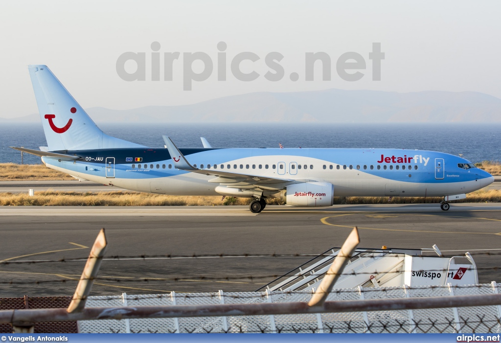 OO-JAU, Boeing 737-800, Jet Air