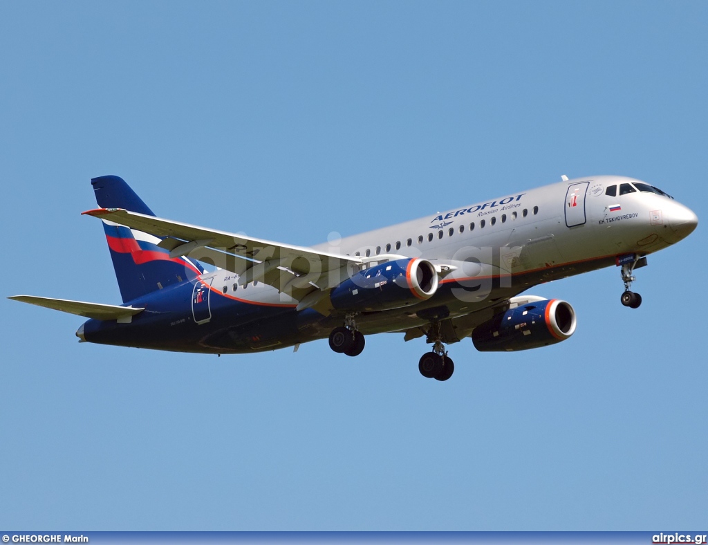 RA-89004, Sukhoi SuperJet 100-95 , Aeroflot