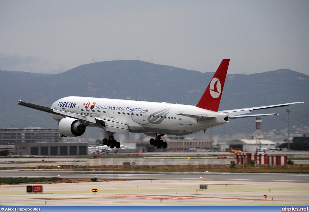 TC-JJB, Boeing 777-300ER, Turkish Airlines