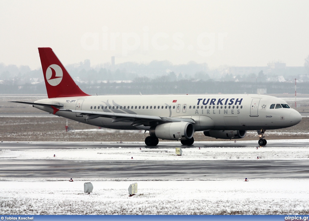 TC-JPT, Airbus A320-200, Turkish Airlines
