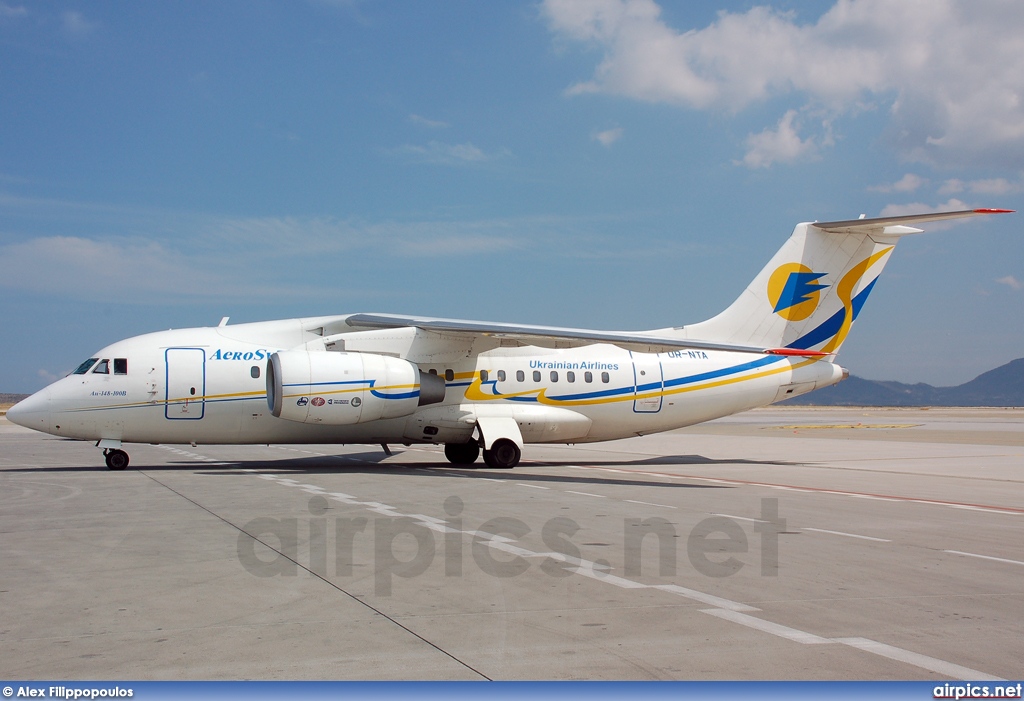 UR-NTA, Antonov An-148-100, Aerosvit Airlines