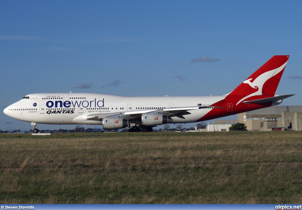 VH-OJU, Boeing 747-400, Qantas