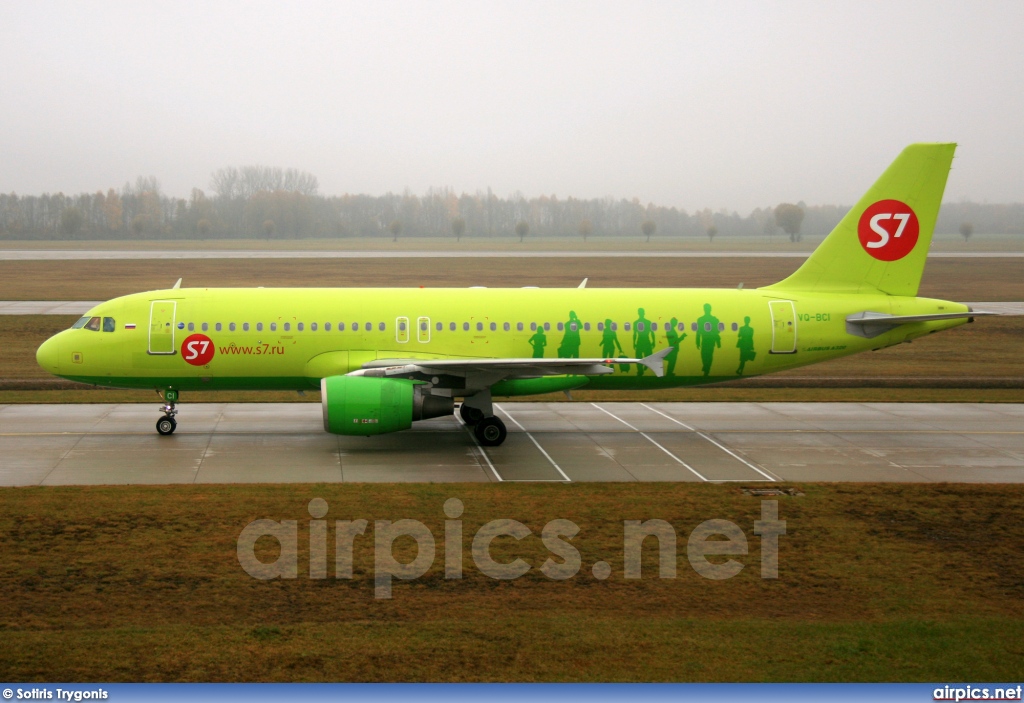 VQ-BCI, Airbus A320-200, S7 Siberia Airlines