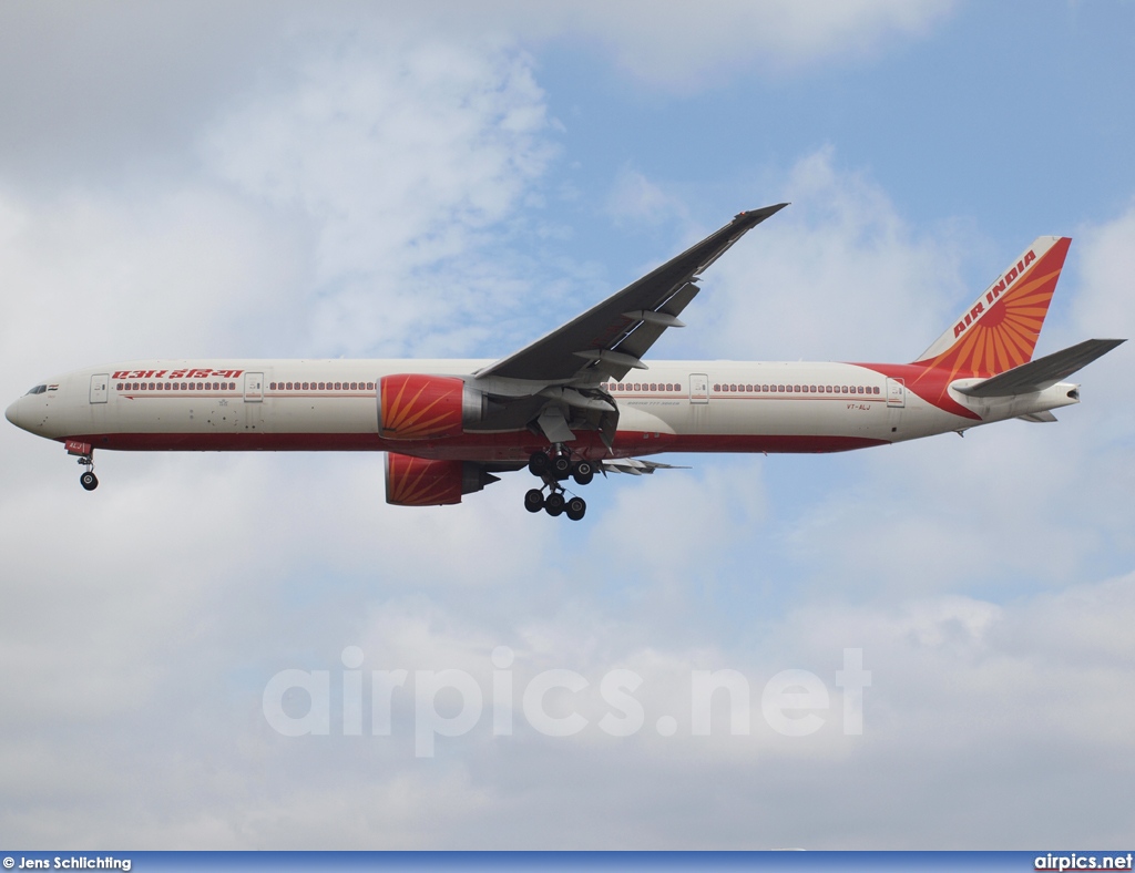 VT-ALJ, Boeing 777-300ER, Air India