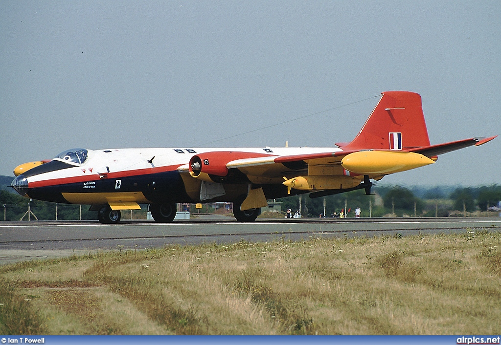 WH734, English Electric Canberra B(TT).2, Royal Air Force