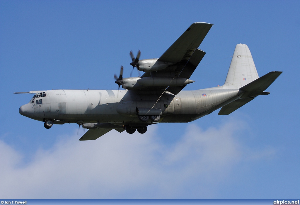 XV301, Lockheed C-130K Hercules, Royal Air Force