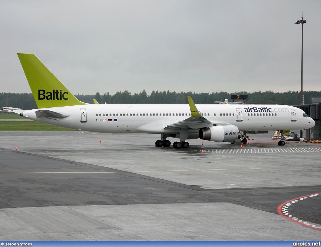 YL-BDC, Boeing 757-200, Air Baltic