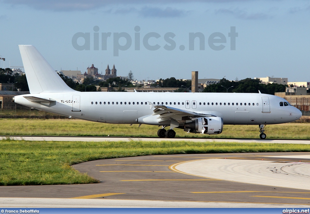 YL-LCJ, Airbus A320-200, Smartlynx Airlines