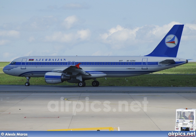 4K-AZ84, Airbus A320-200, Azerbaijan Airlines