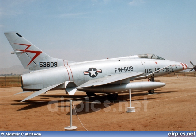 54-1786, North American F-100C Super Sabre, United States Air Force