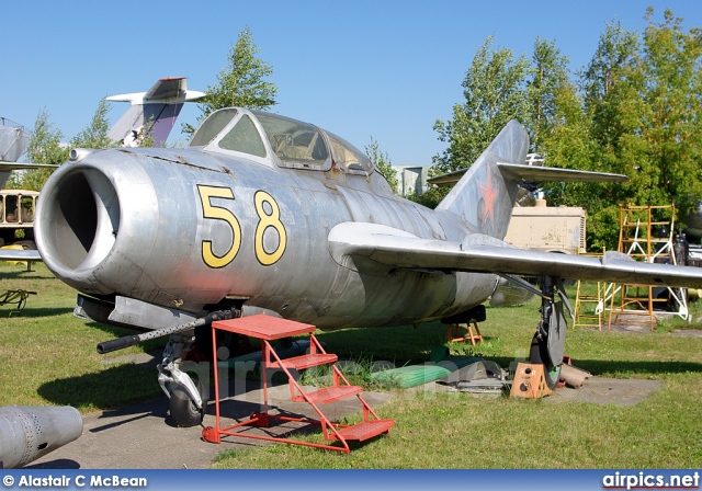 58, Mikoyan-Gurevich MiG-15UTI  , Russian Air Force