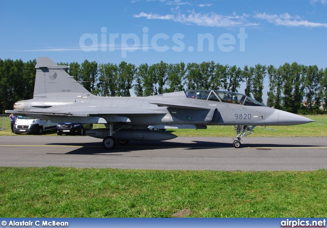 9820, Saab JAS 39D Gripen, Czech Air Force