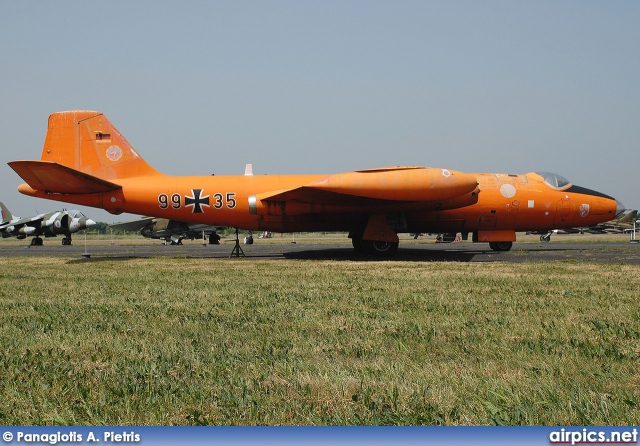 99-35, English Electric Canberra B(TT).2, German Air Force - Luftwaffe