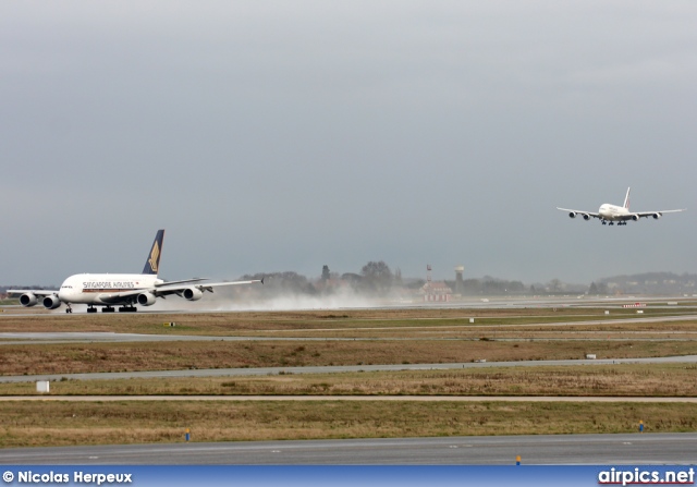 9V-SKD, Airbus A380-800, Singapore Airlines