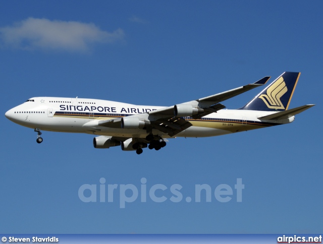 9V-SPN, Boeing 747-400, Singapore Airlines