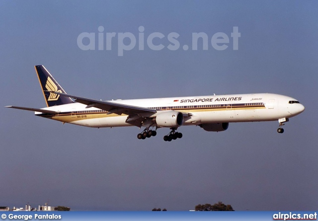 9V-SYB, Boeing 777-300, Singapore Airlines