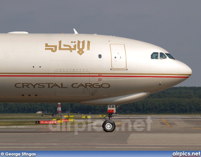 A6-DCA, Airbus A330-200F, Etihad Crystal Cargo