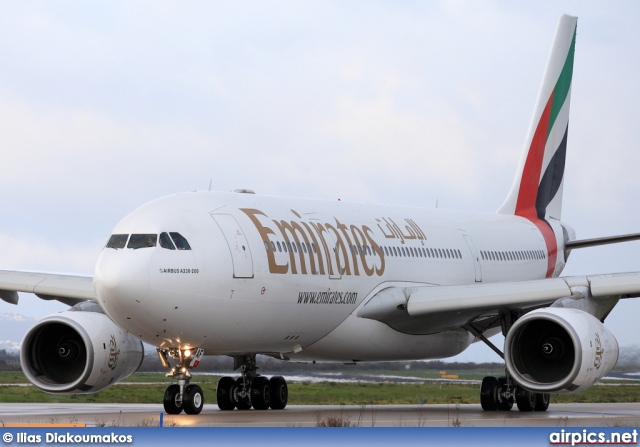 A6-EAF, Airbus A330-200, Emirates